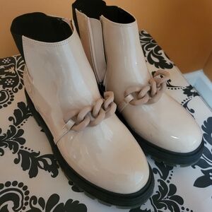 Nina Cream and Black Kids Boots with Chain Accent